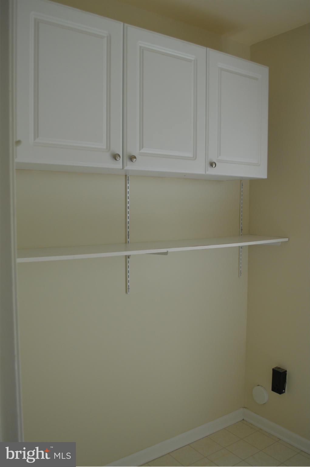 MEADOWBROOK WOODS - Residential