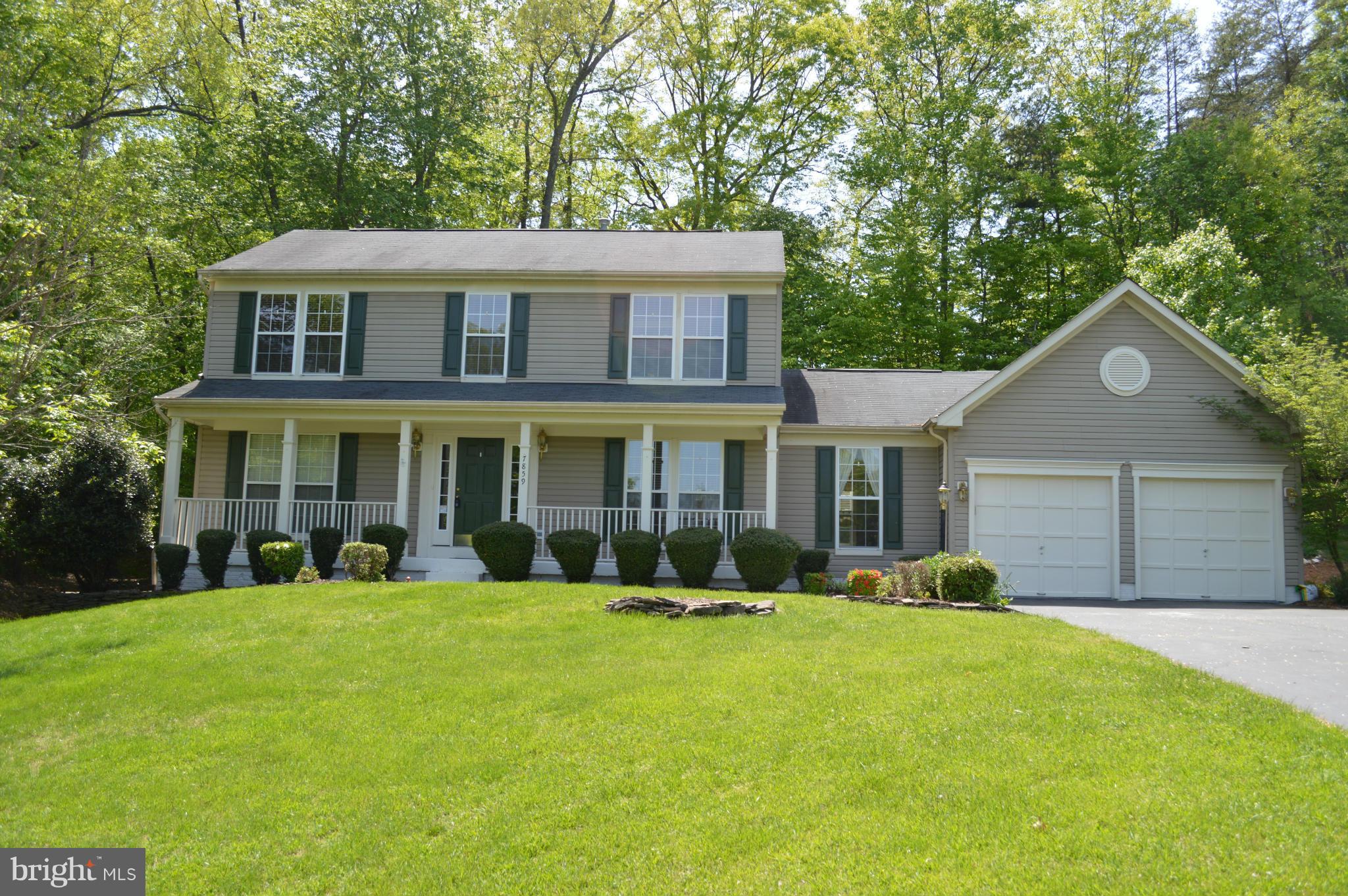 MEADOWBROOK WOODS - Residential