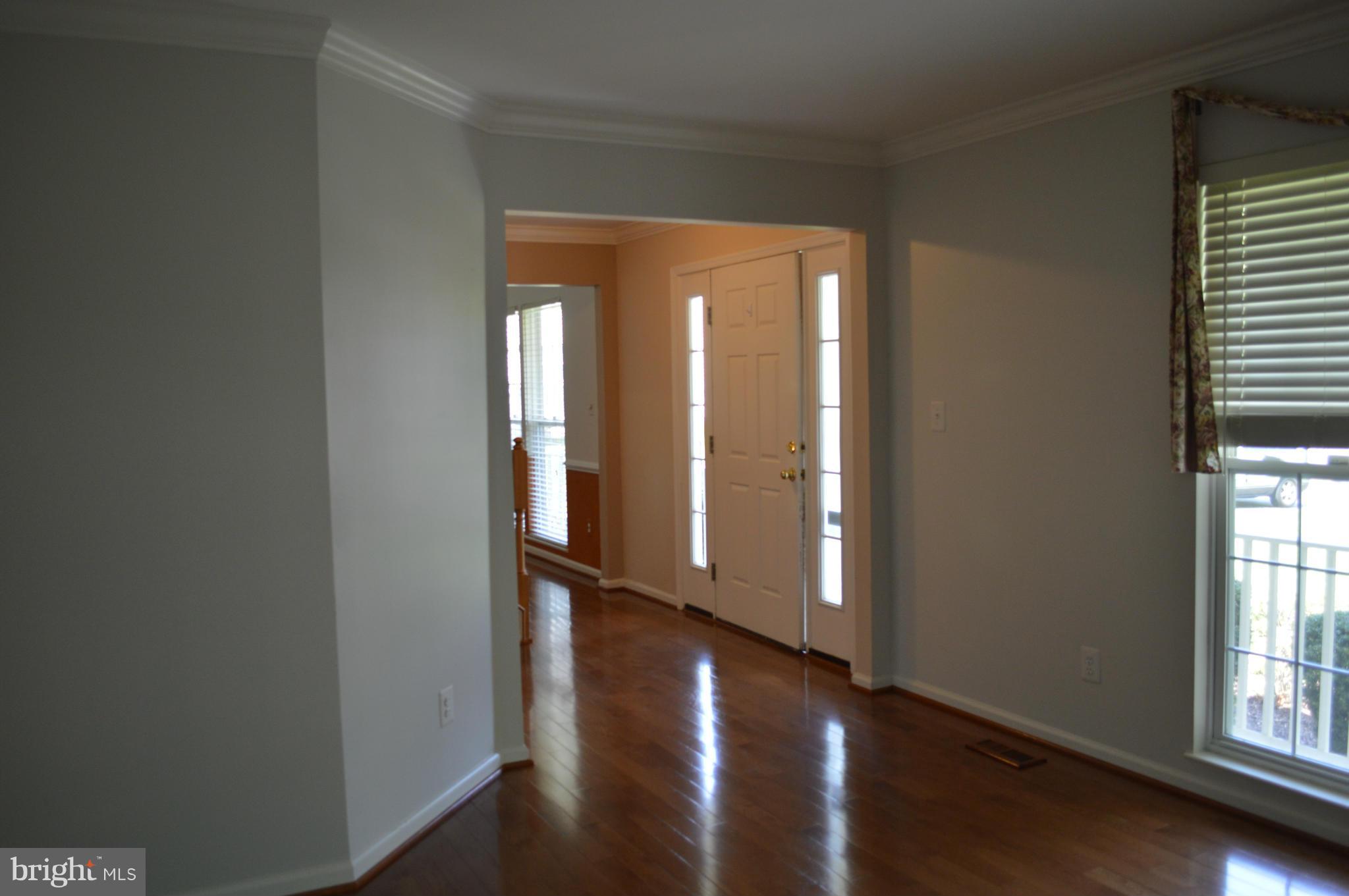 MEADOWBROOK WOODS - Residential