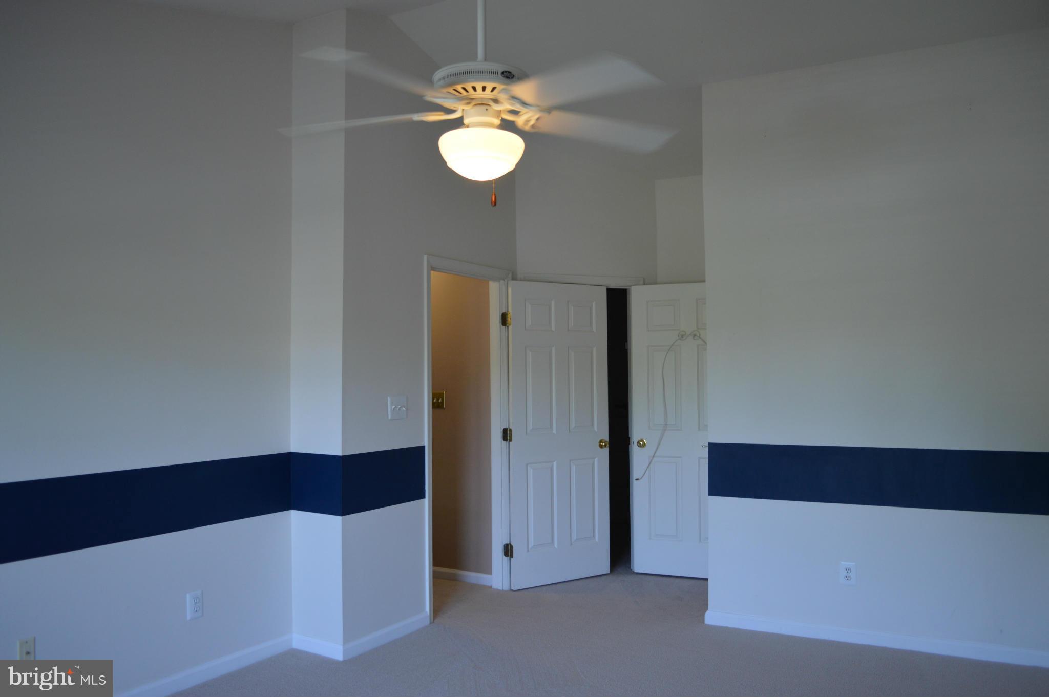 MEADOWBROOK WOODS - Residential