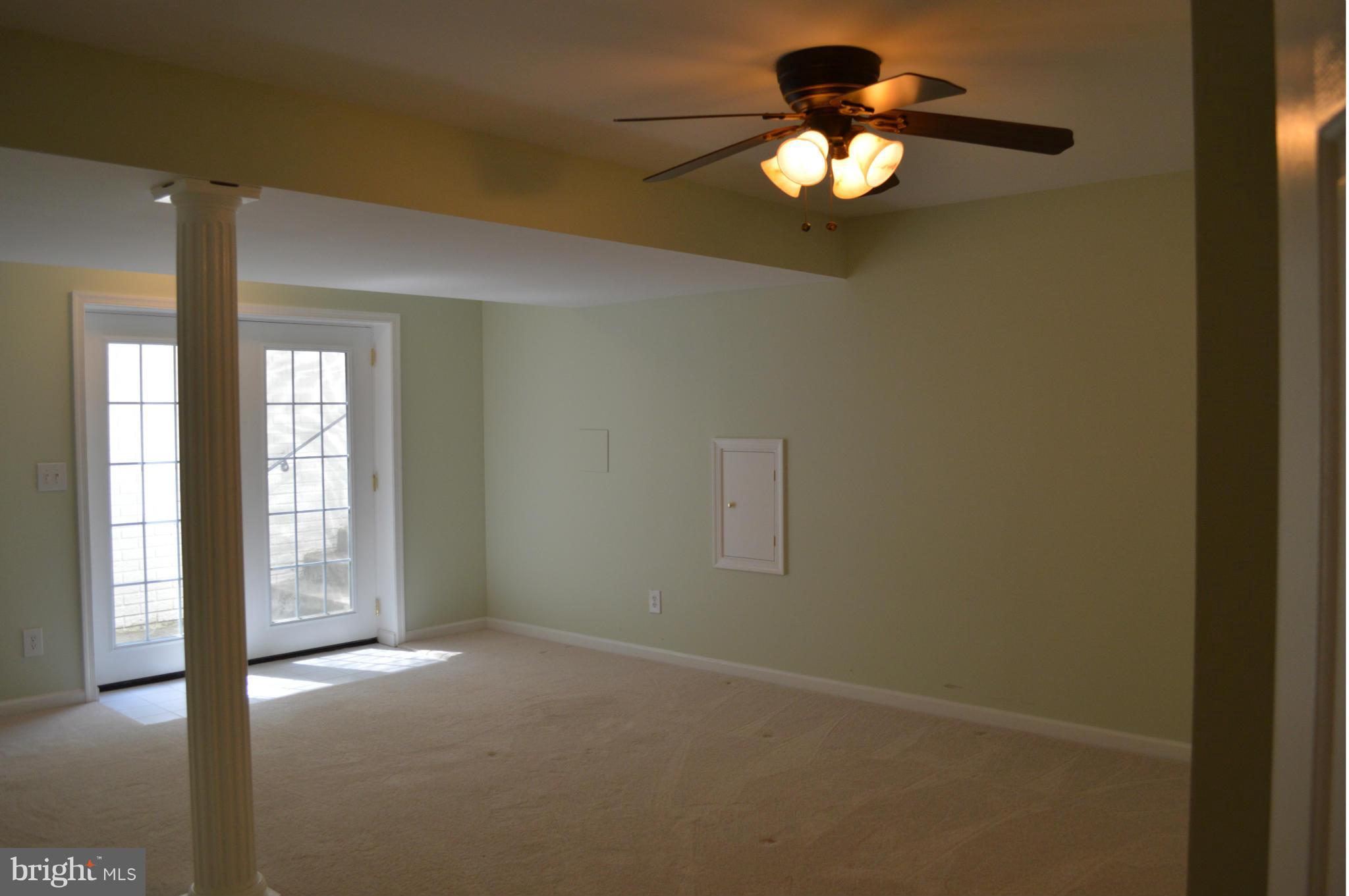 MEADOWBROOK WOODS - Residential