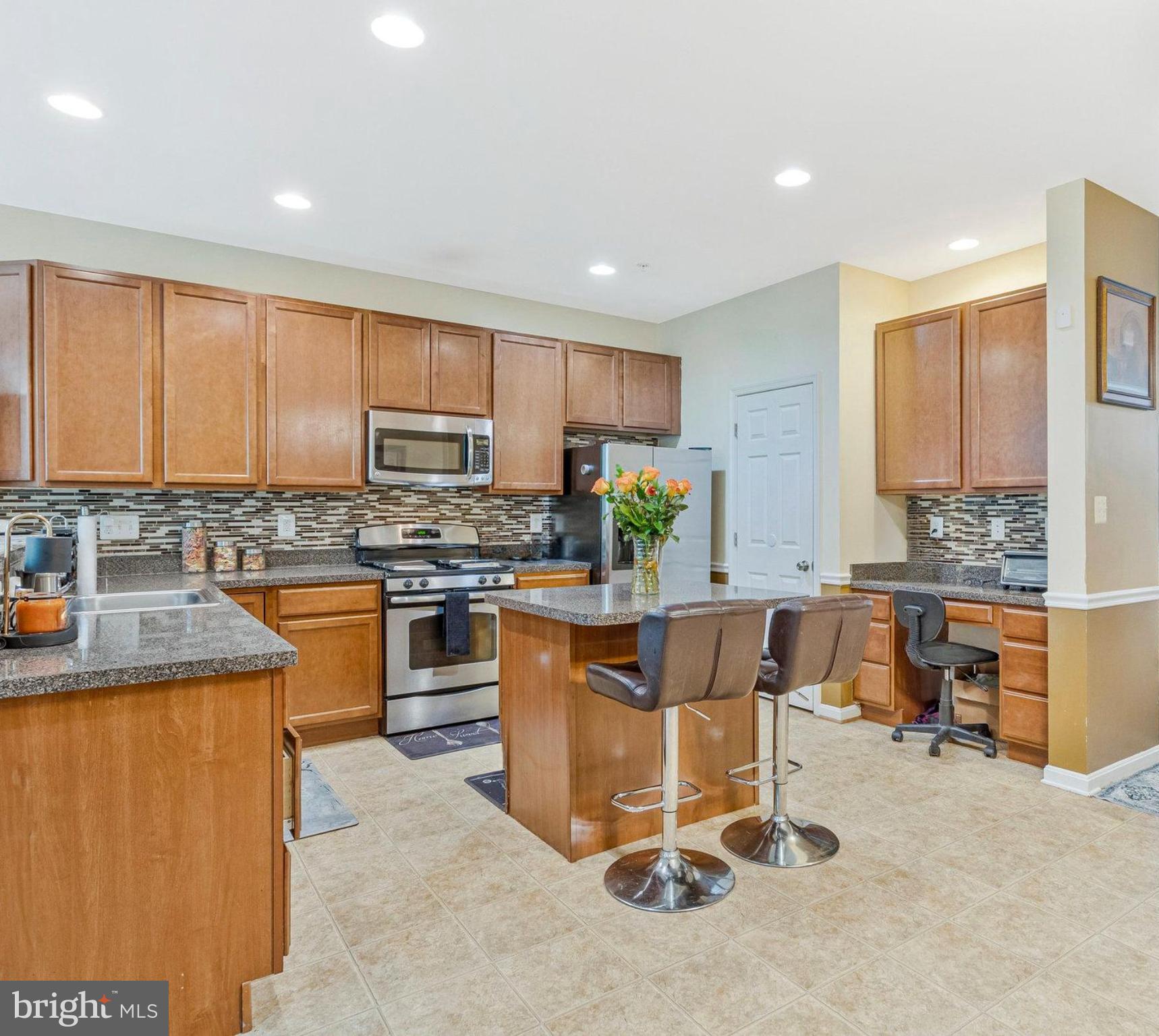 45560 CATALINA LANE