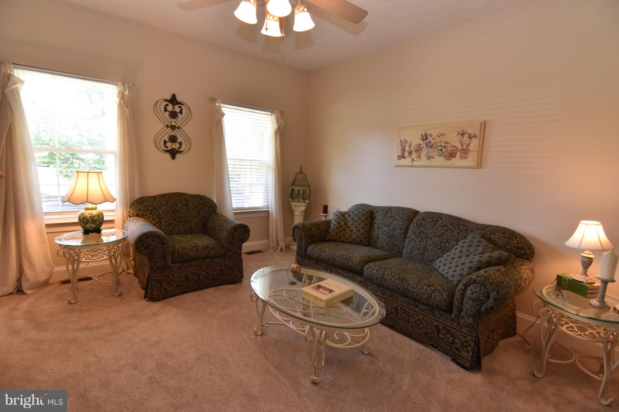 MEADOW LAKE - Residential