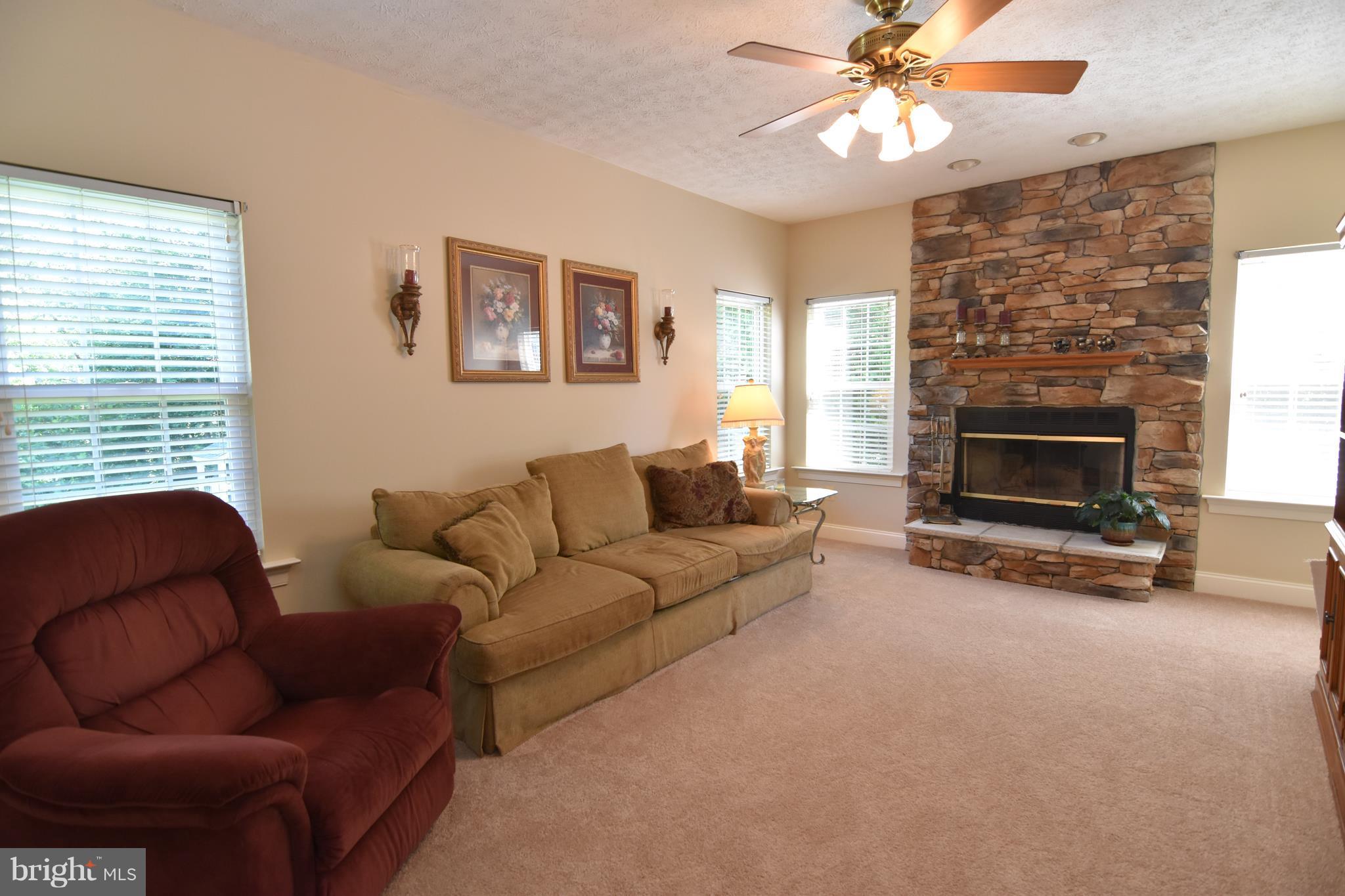 MEADOW LAKE - Residential