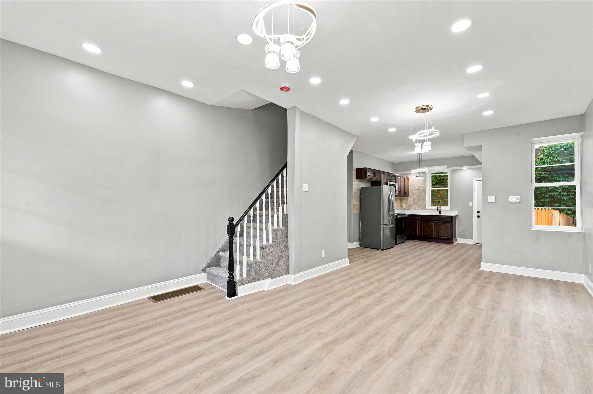 5539 REGENT STREET