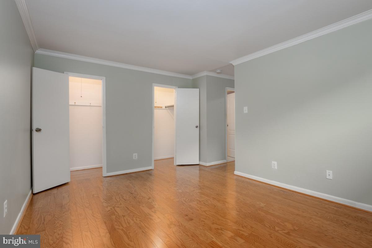 SAXONY SQUARE - Residential