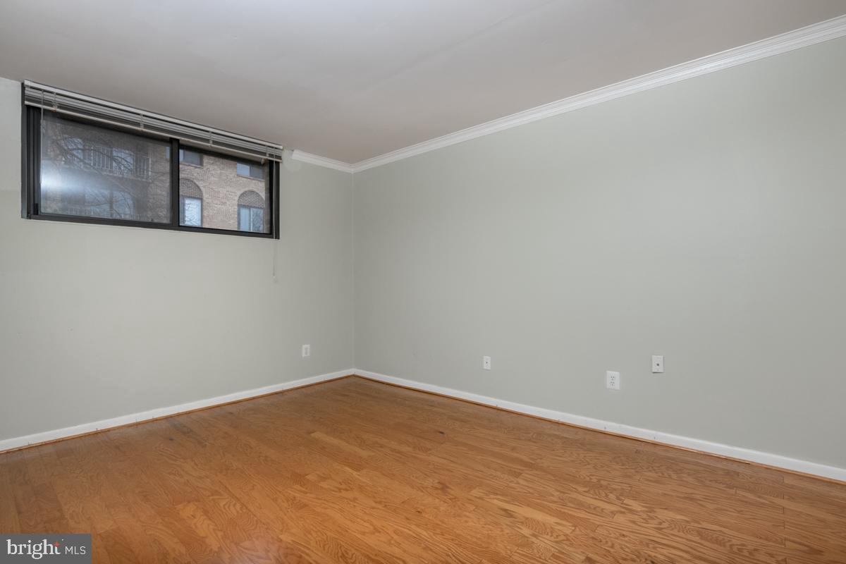 SAXONY SQUARE - Residential