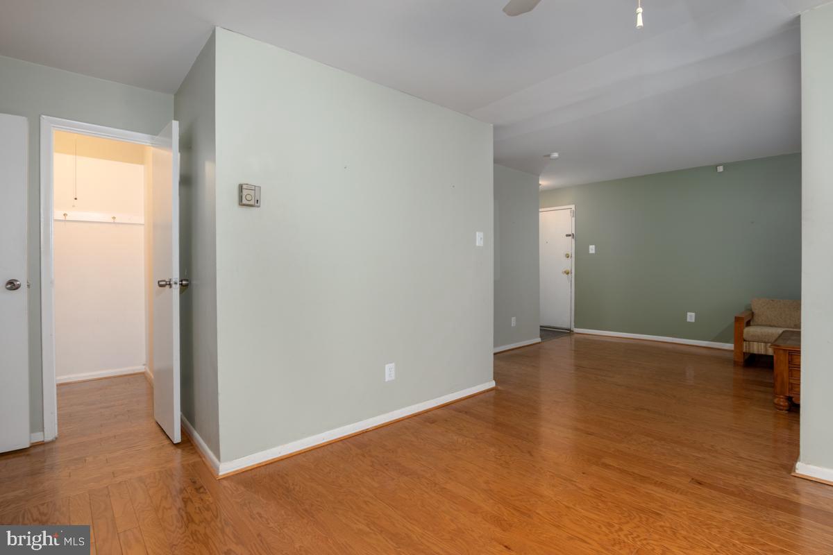 SAXONY SQUARE - Residential