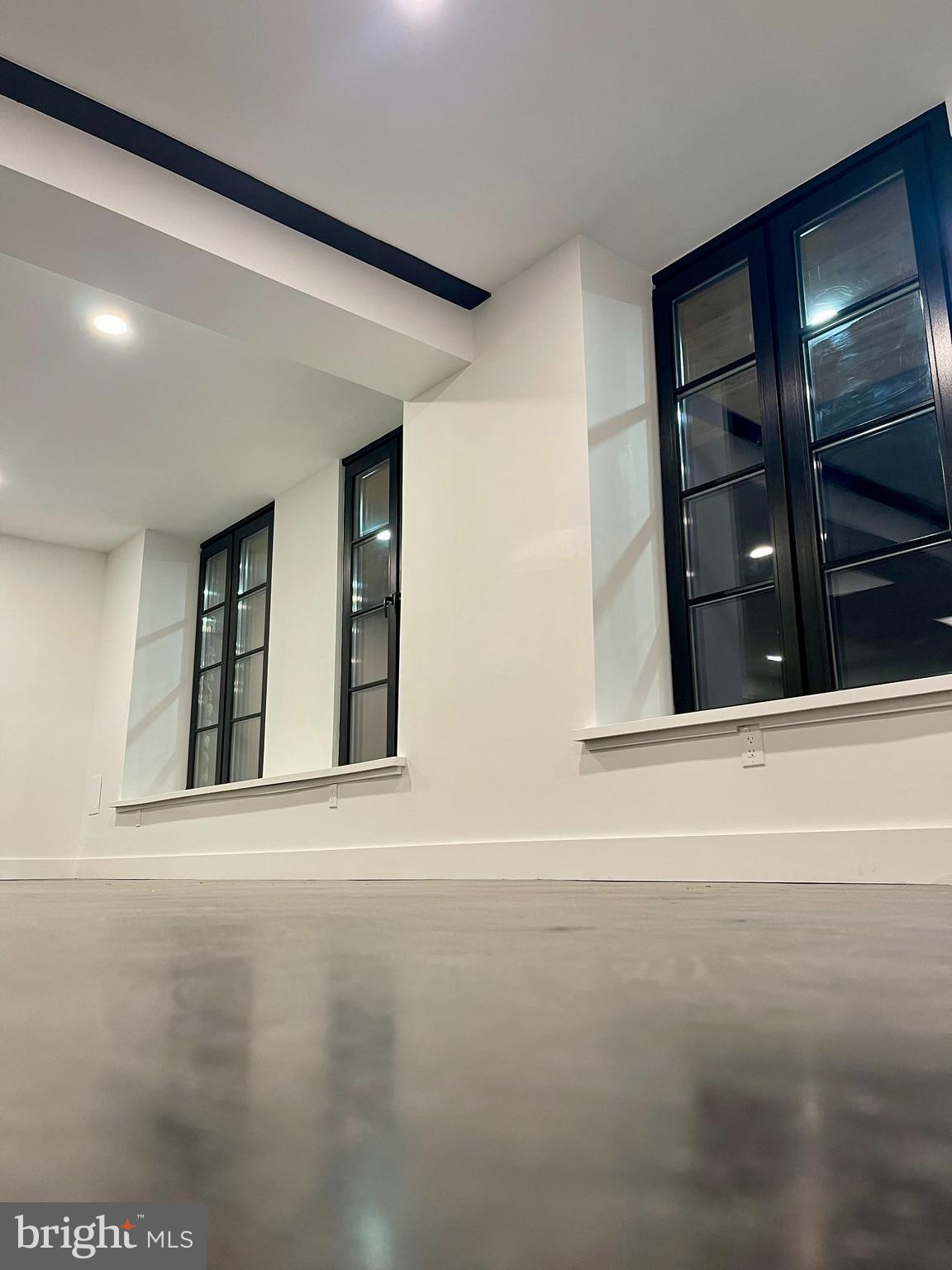 HUNTINGDON VALLEY - Residential