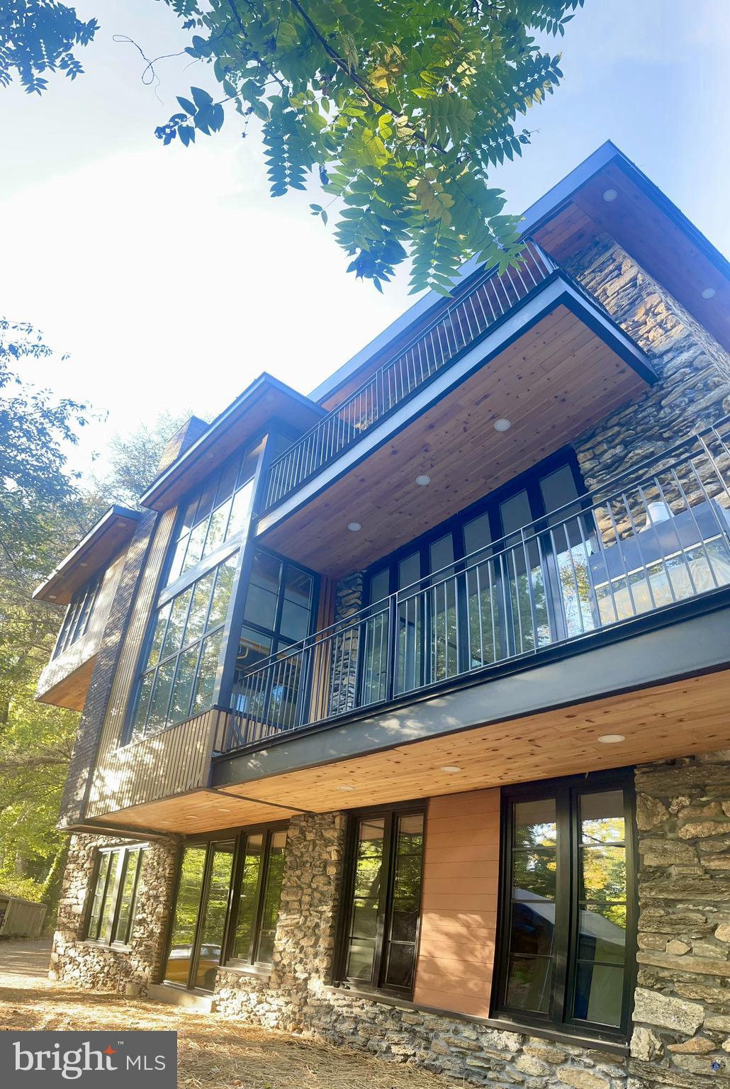 HUNTINGDON VALLEY - Residential