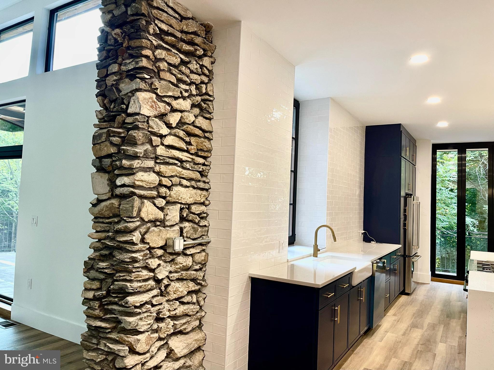 HUNTINGDON VALLEY - Residential
