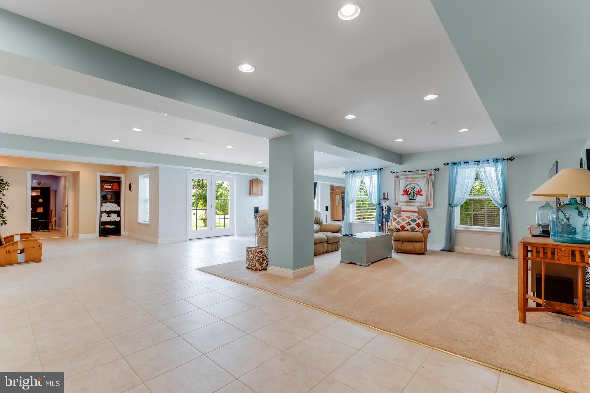 KETTLE RUN ESTATES - Residential