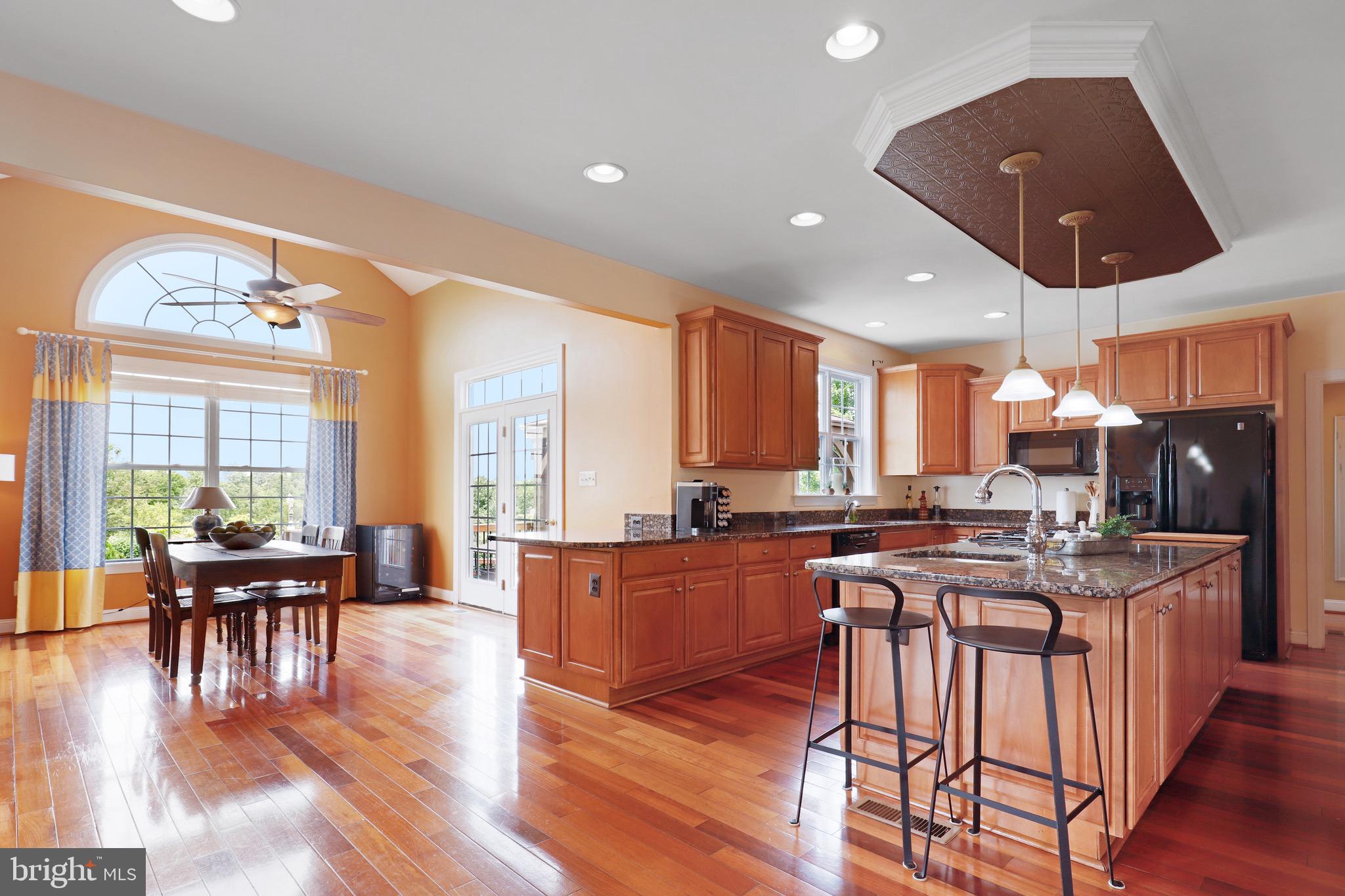 KETTLE RUN ESTATES - Residential