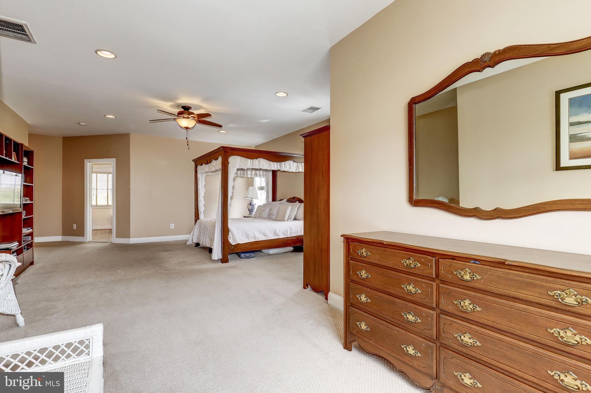 KETTLE RUN ESTATES - Residential