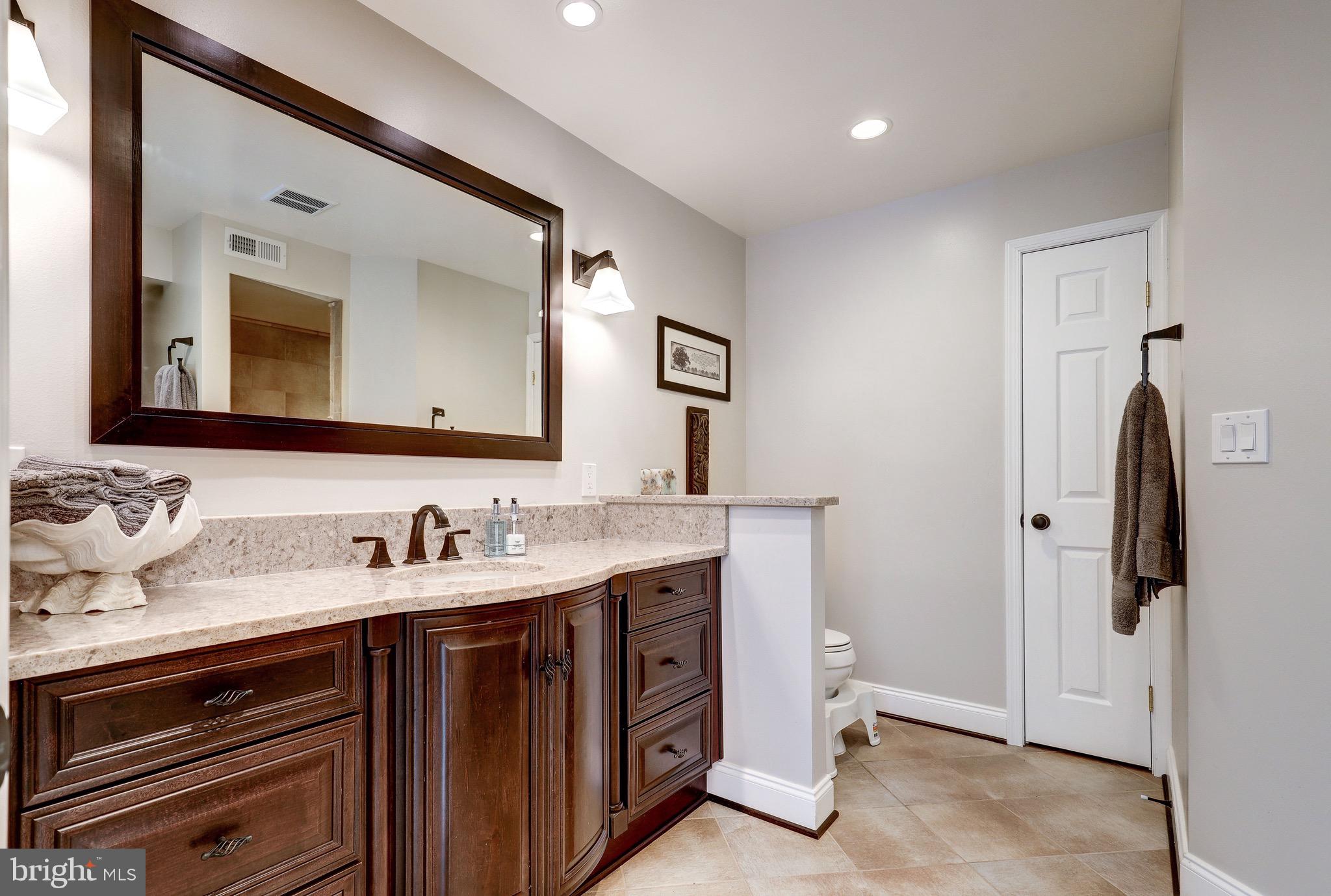 KETTLE RUN ESTATES - Residential