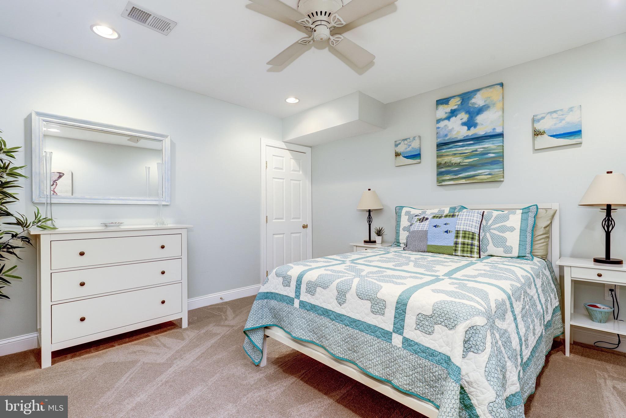 KETTLE RUN ESTATES - Residential