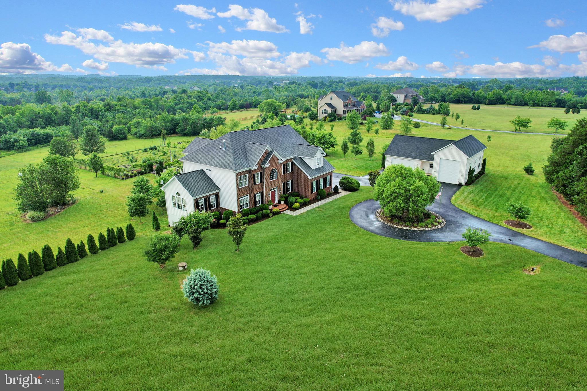 KETTLE RUN ESTATES - Residential