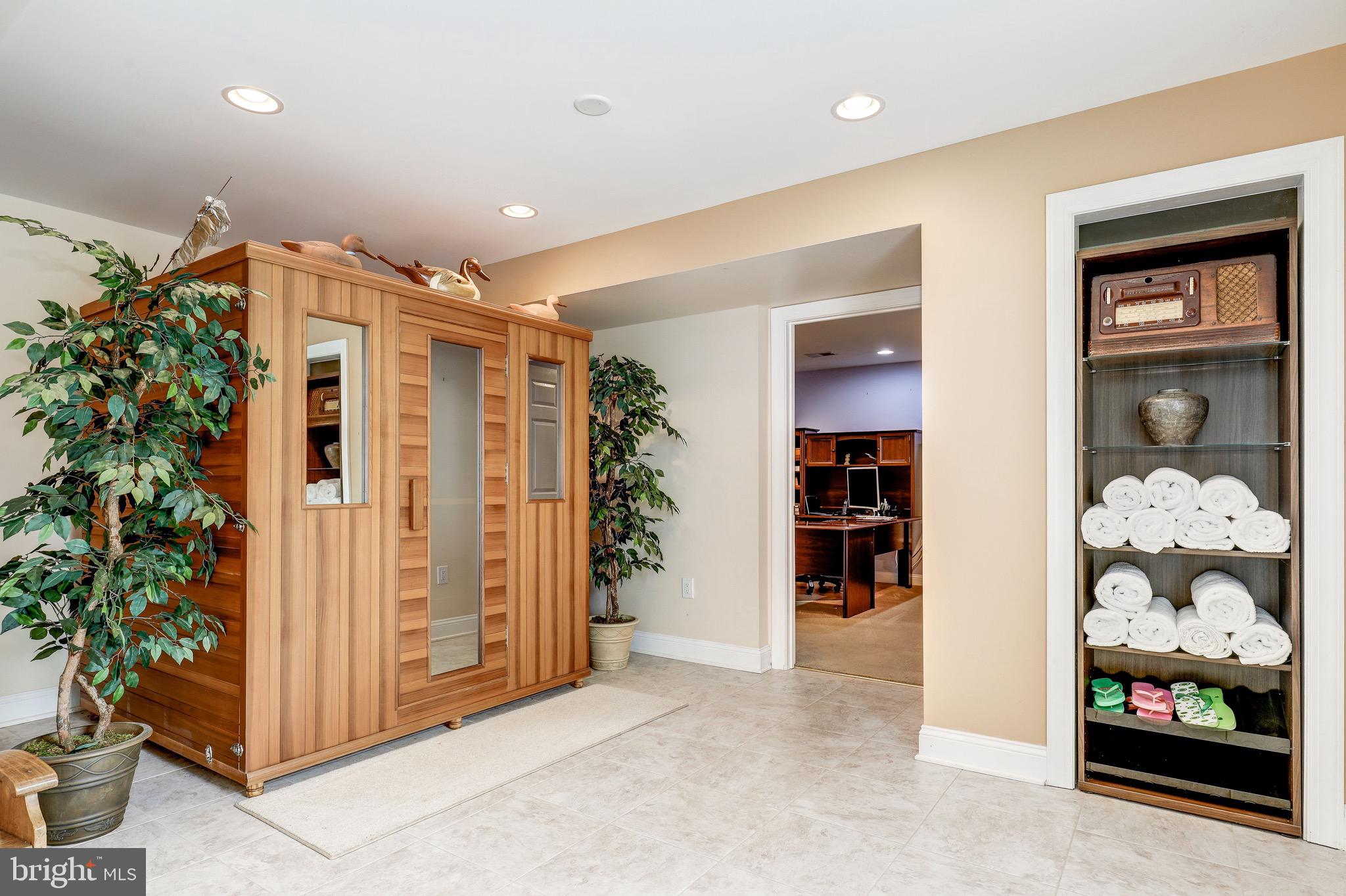 KETTLE RUN ESTATES - Residential