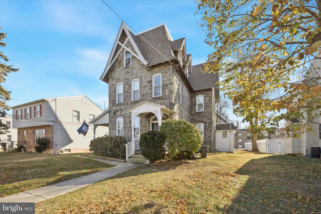 Photo of 222 Henderson Avenue #3, RIDLEY PARK, PA 19078 (MLS # PADE2105382)