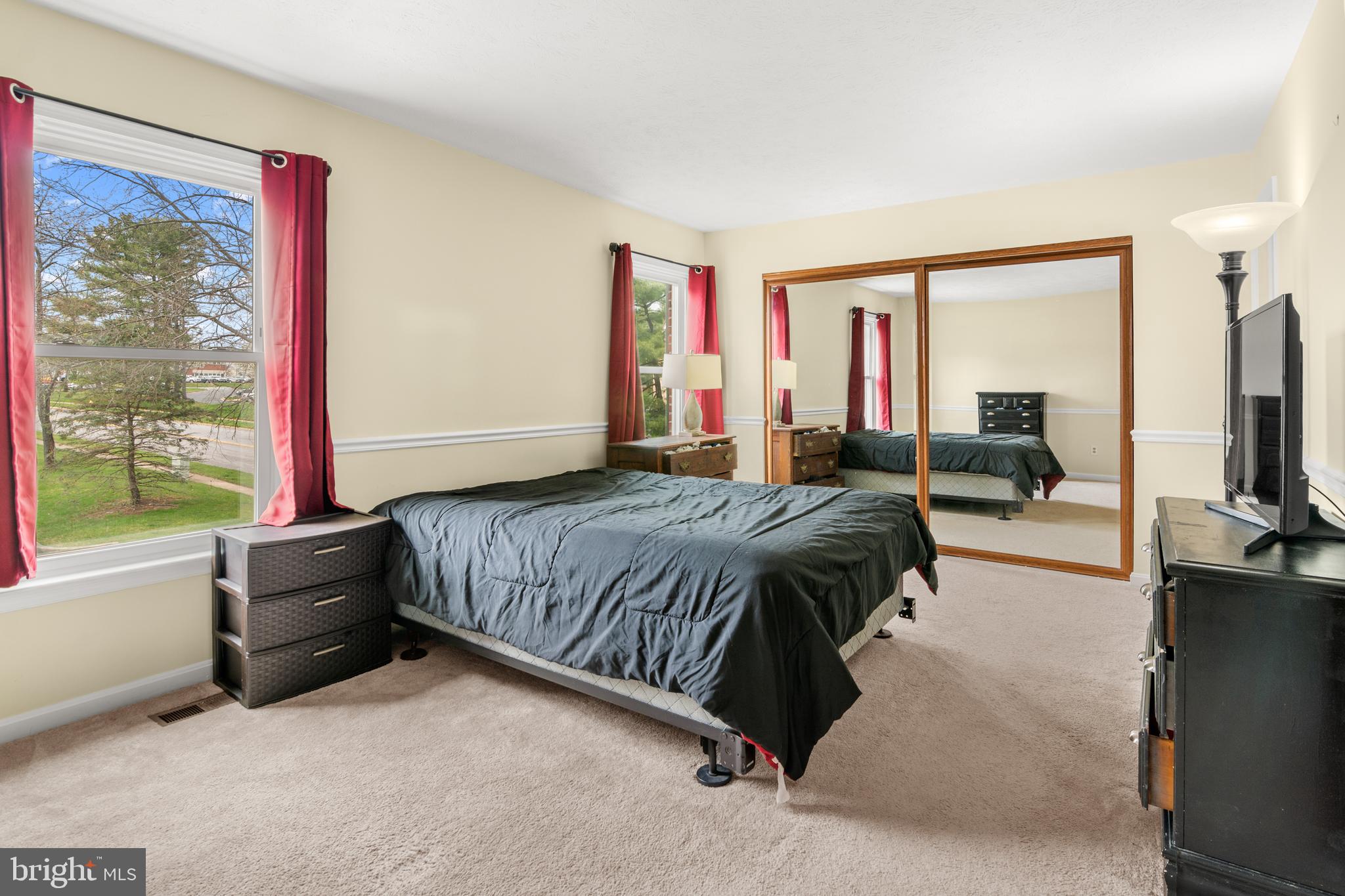 BRIGHT OAKS - Residential