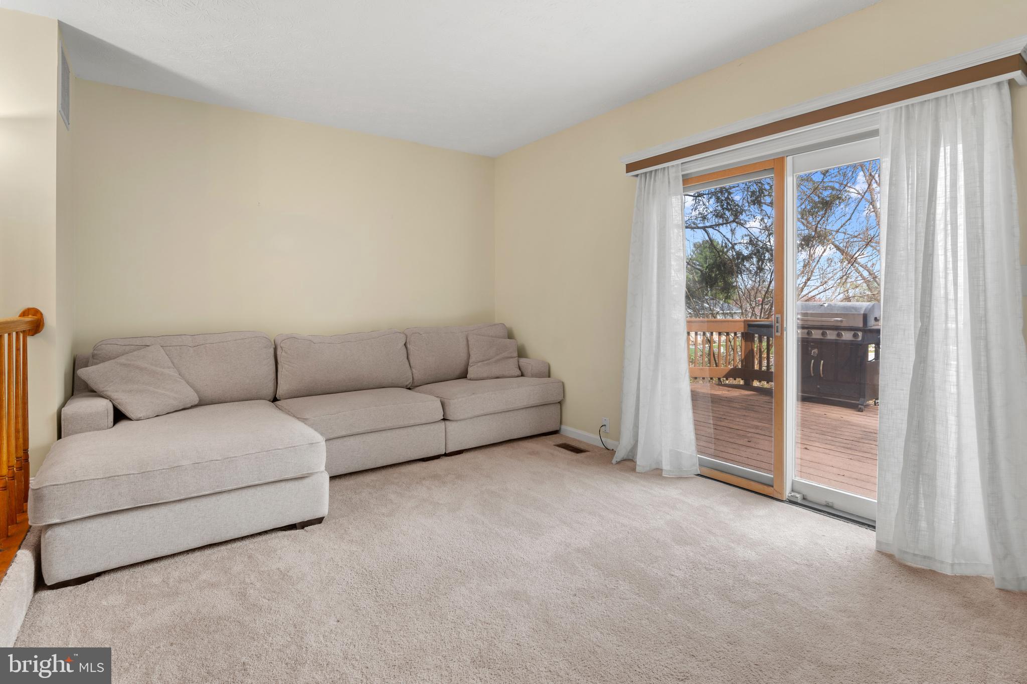 BRIGHT OAKS - Residential