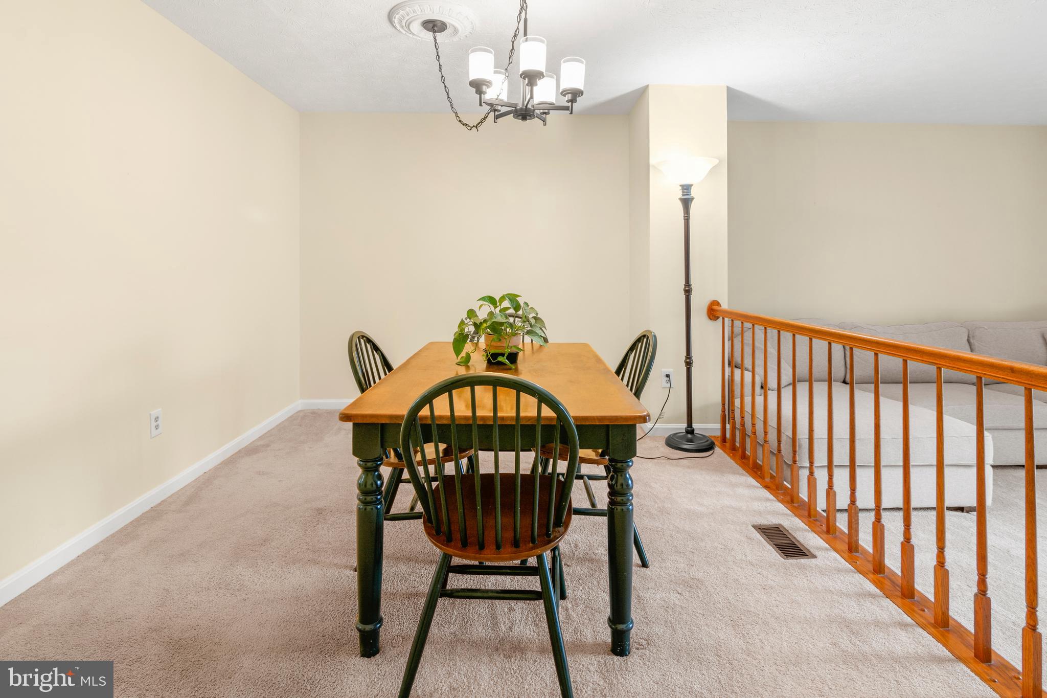 BRIGHT OAKS - Residential