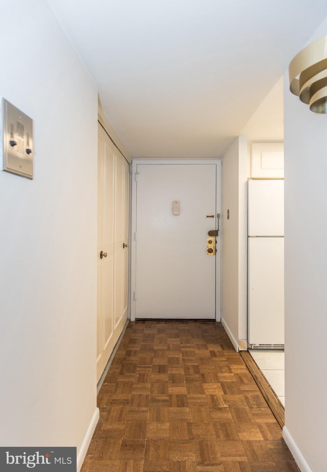 100 WEST AVENUE 606-W