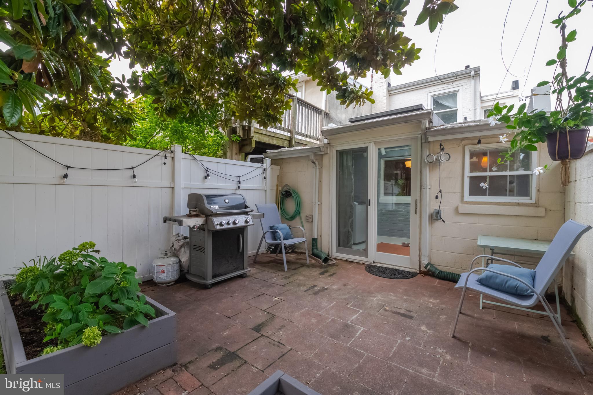 BUTCHERS HILL - Residential