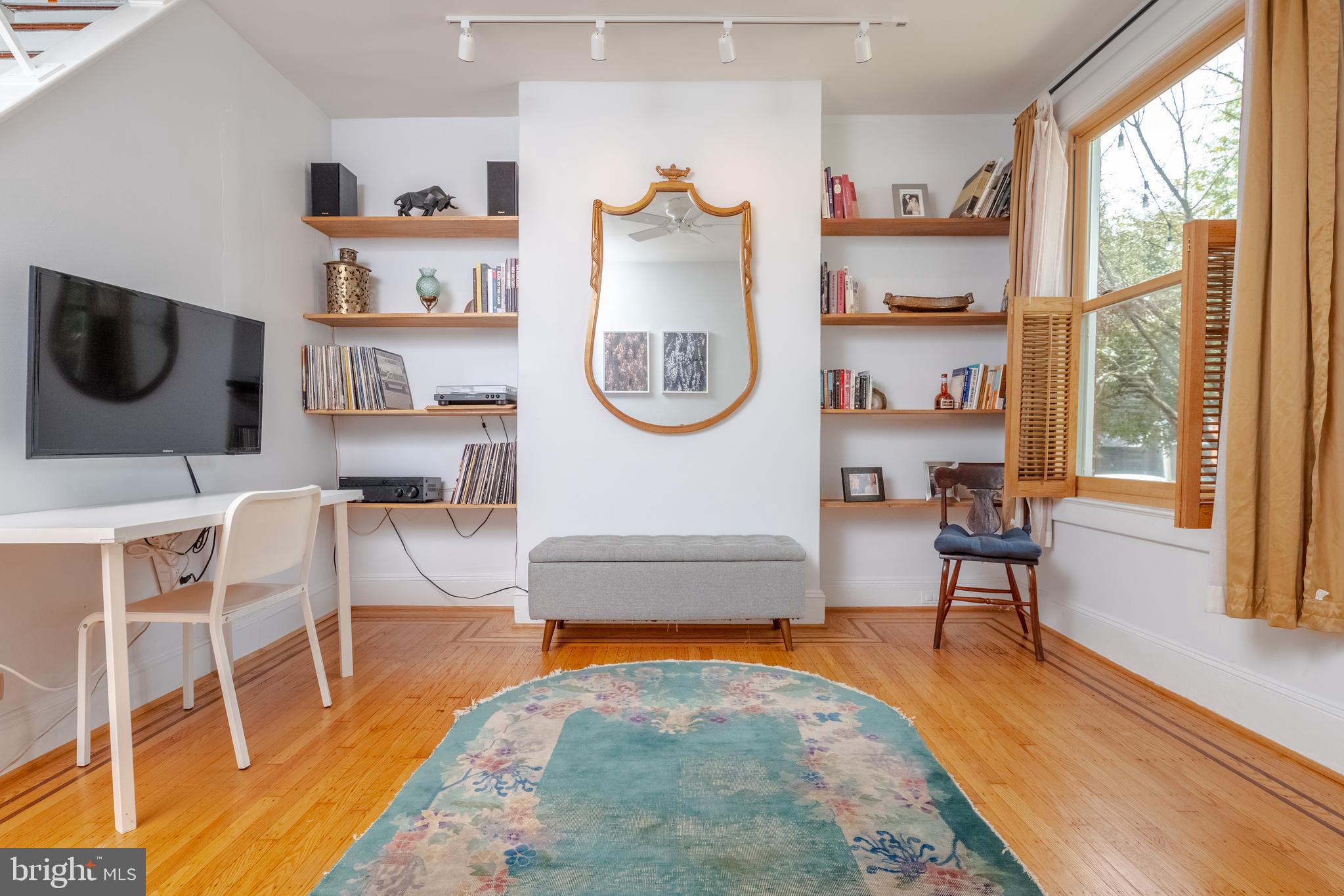 BUTCHERS HILL - Residential