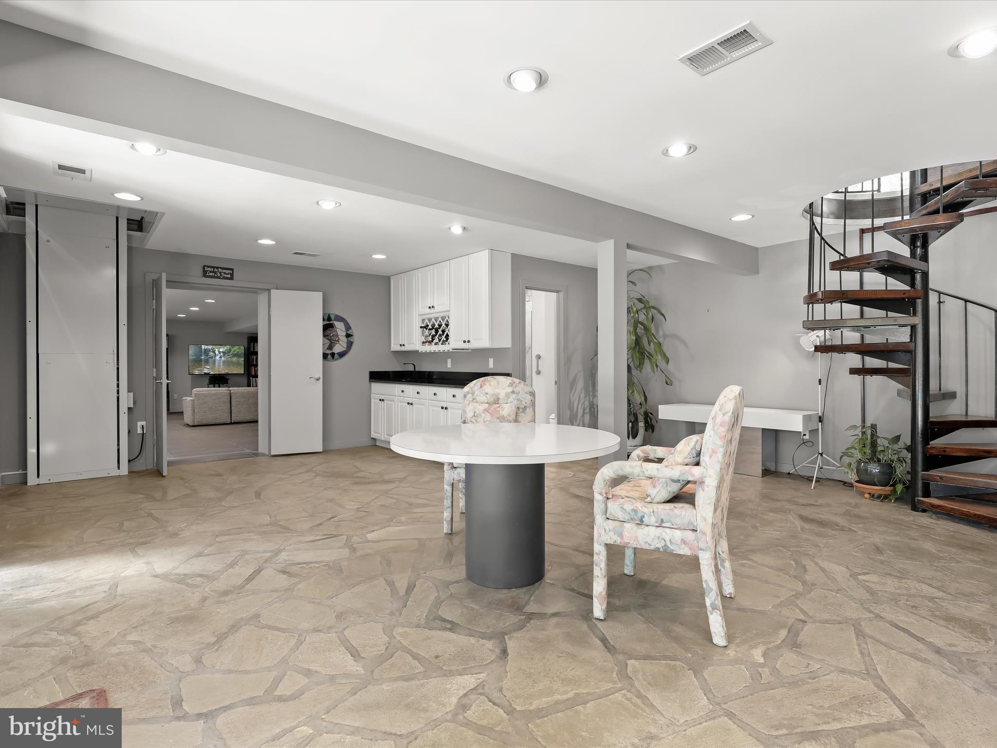 GREENCOURT HILLS - Residential