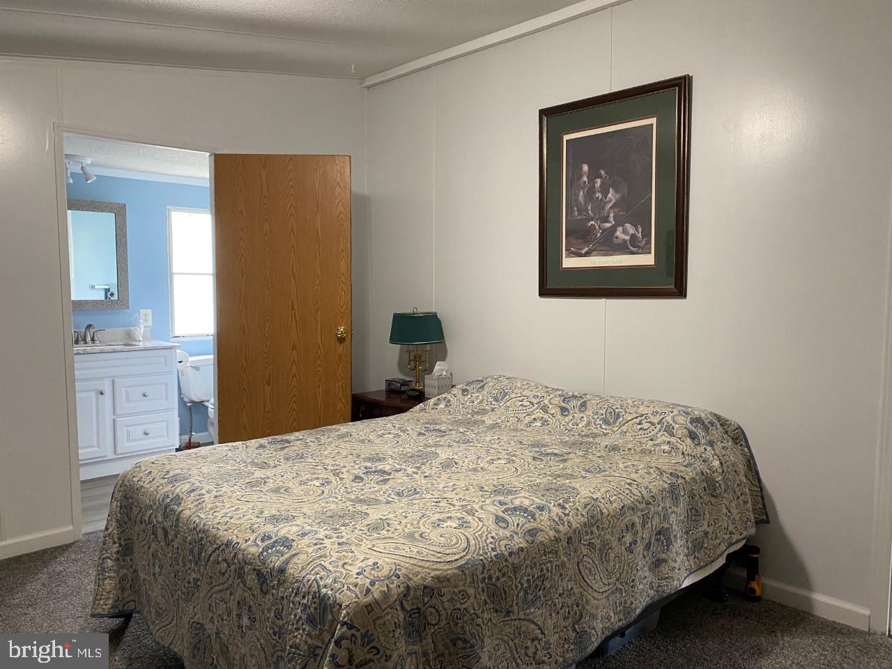 BUSH RIVER MANOR - Residential