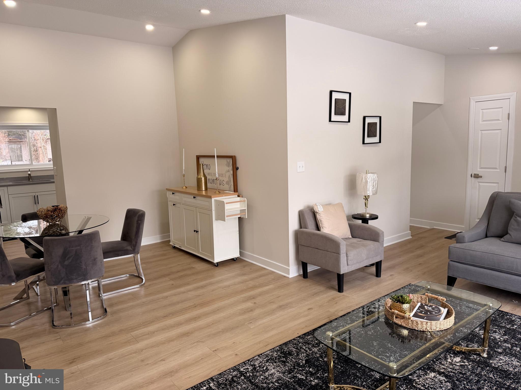 LAYDON PARK - Residential