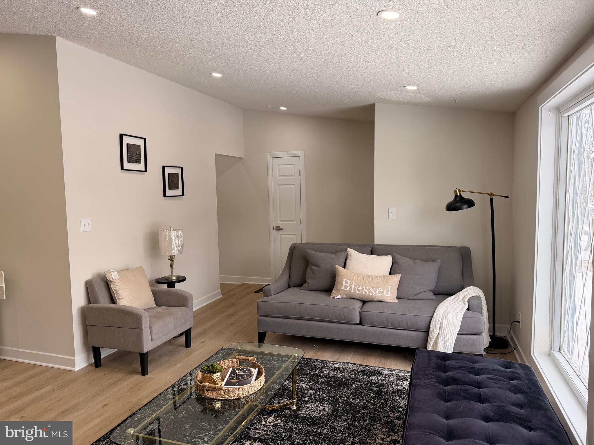 LAYDON PARK - Residential