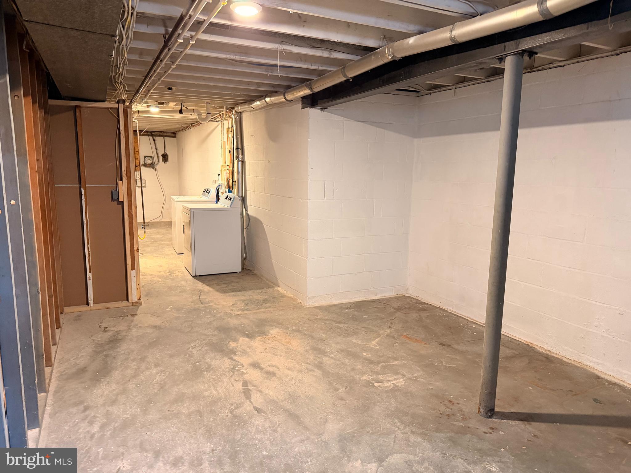 LAYDON PARK - Residential