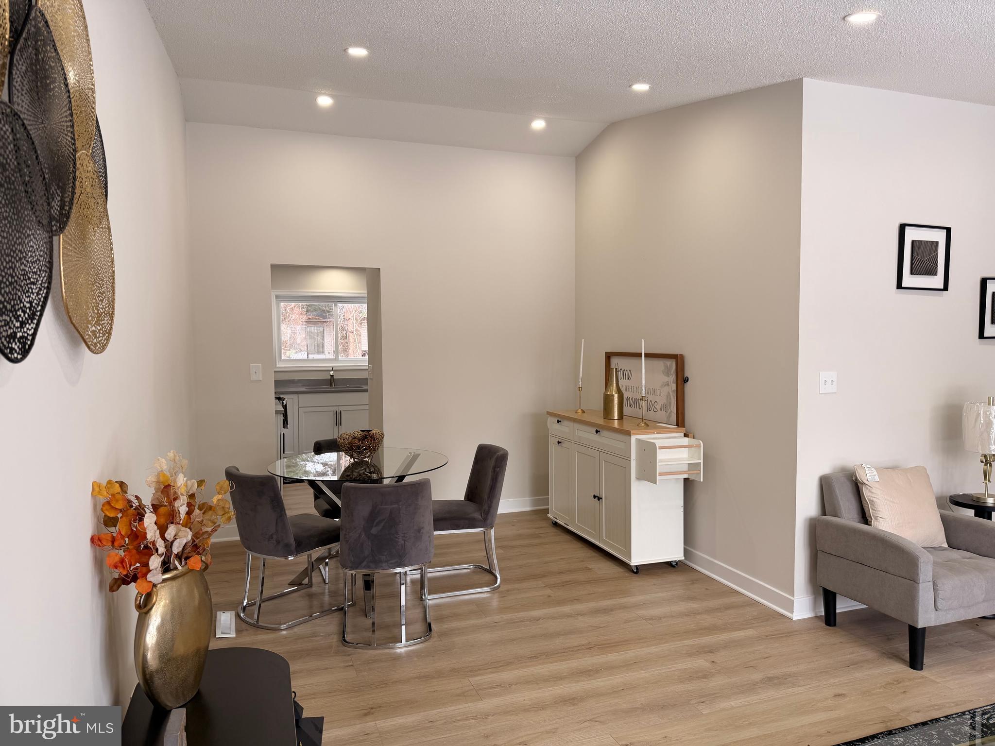 LAYDON PARK - Residential