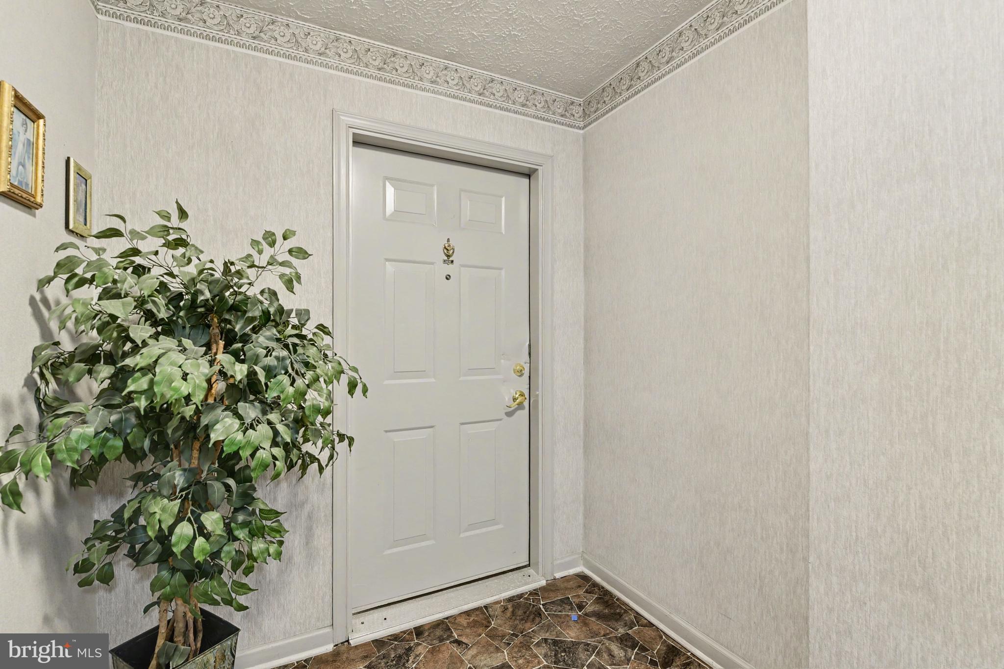 9547 DEVONWOOD COURT 9547