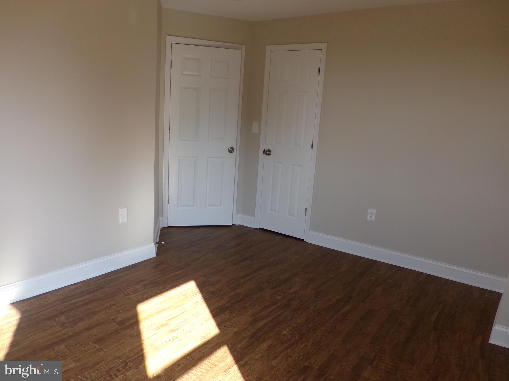 PERRING LOCH - Residential Lease