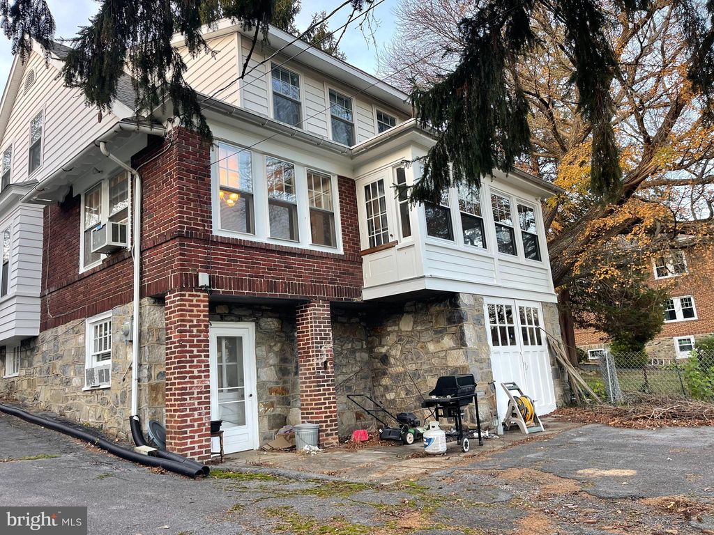 Photo of 505 Brighton Avenue, READING, PA 19606 (MLS # PABK2065006)