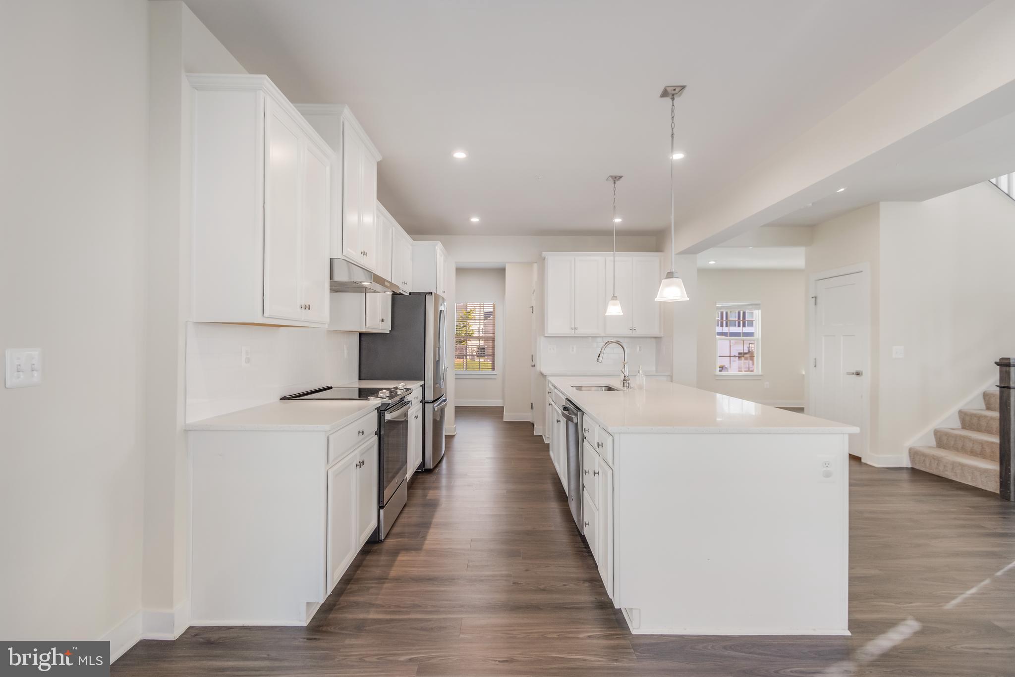 HERITAGE WOODS - Residential