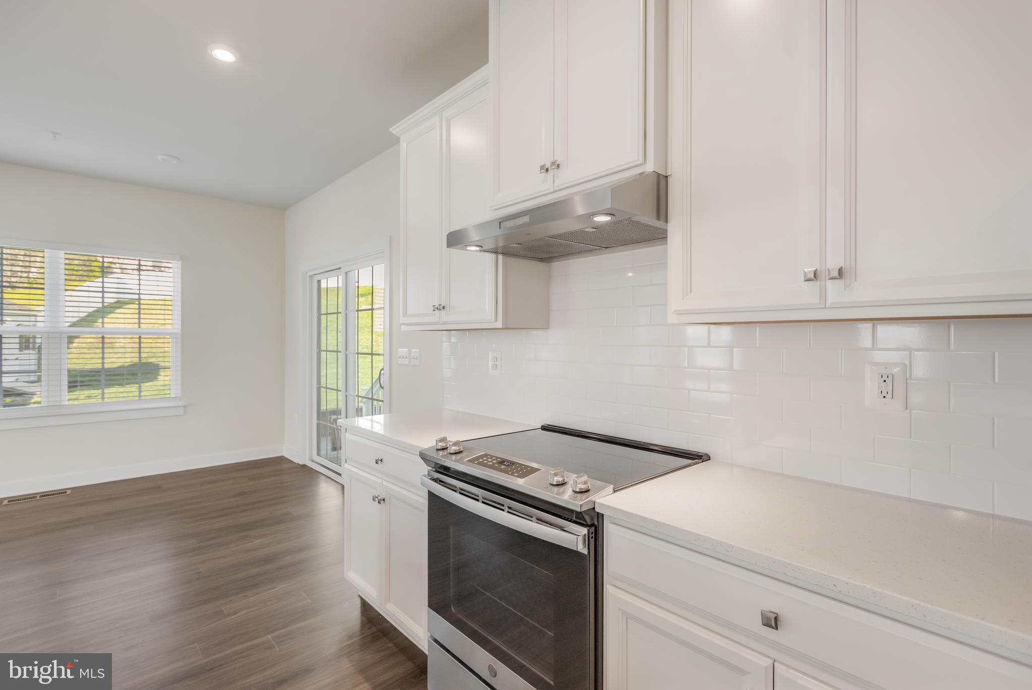 HERITAGE WOODS - Residential