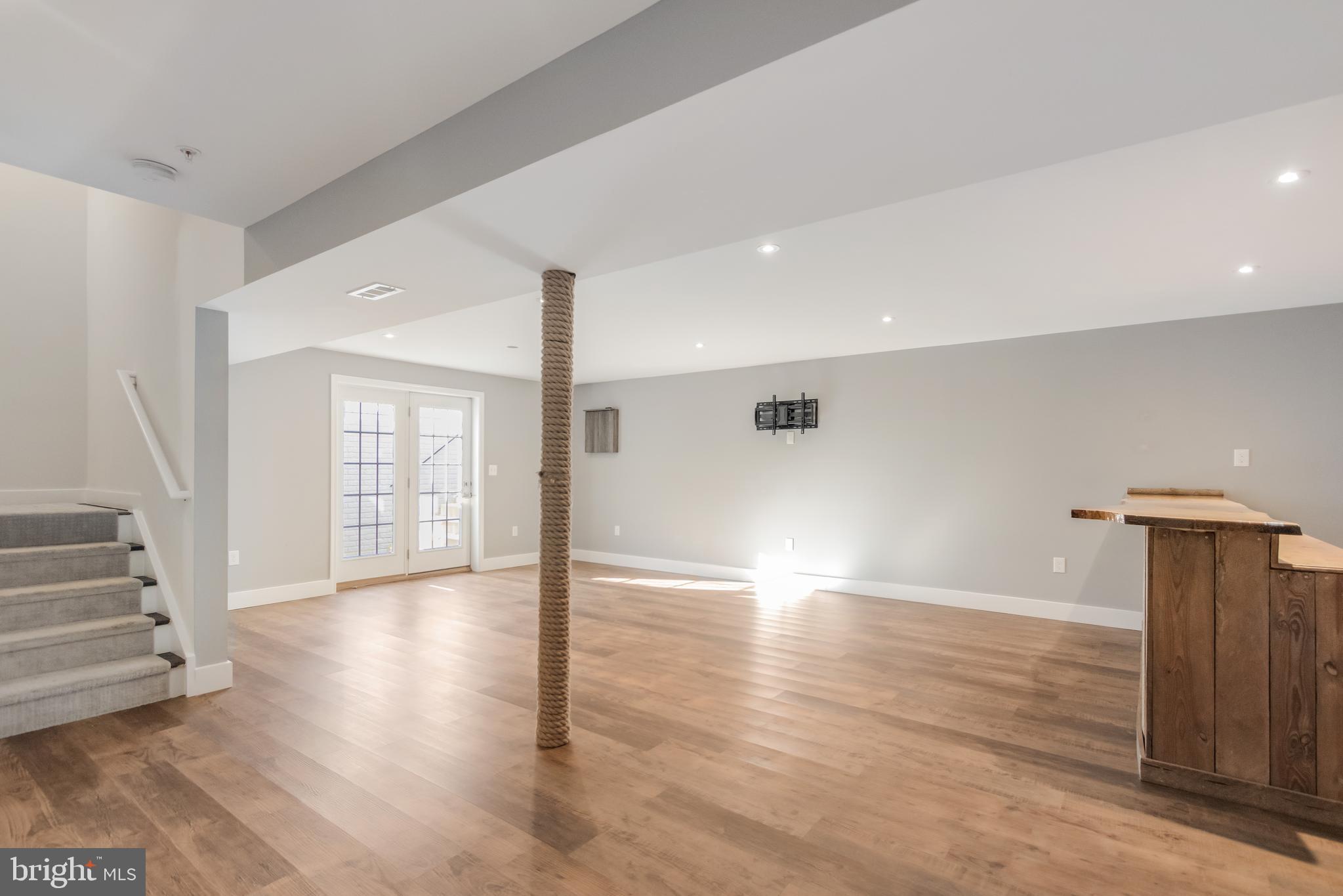 HERITAGE WOODS - Residential