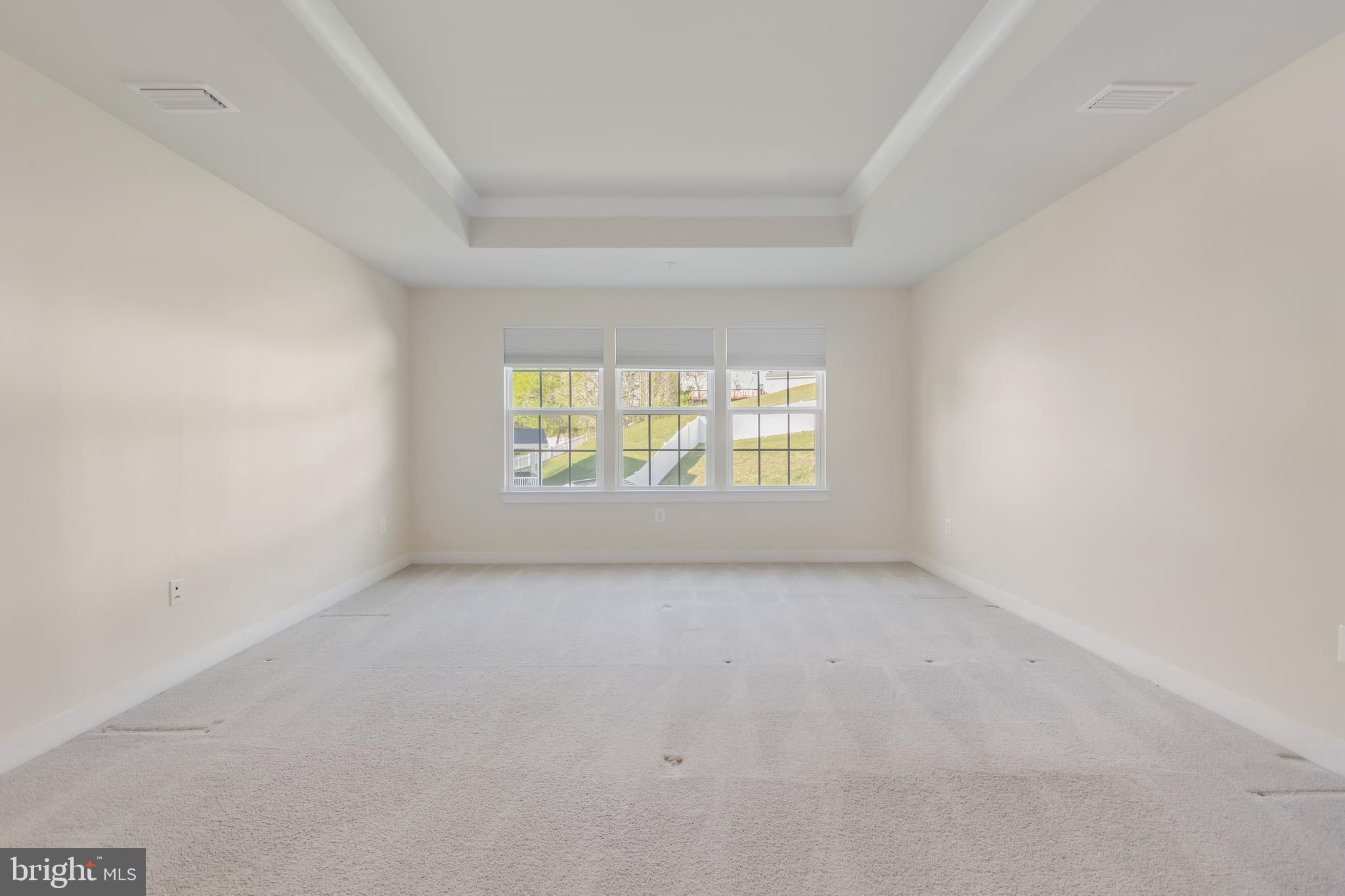 HERITAGE WOODS - Residential