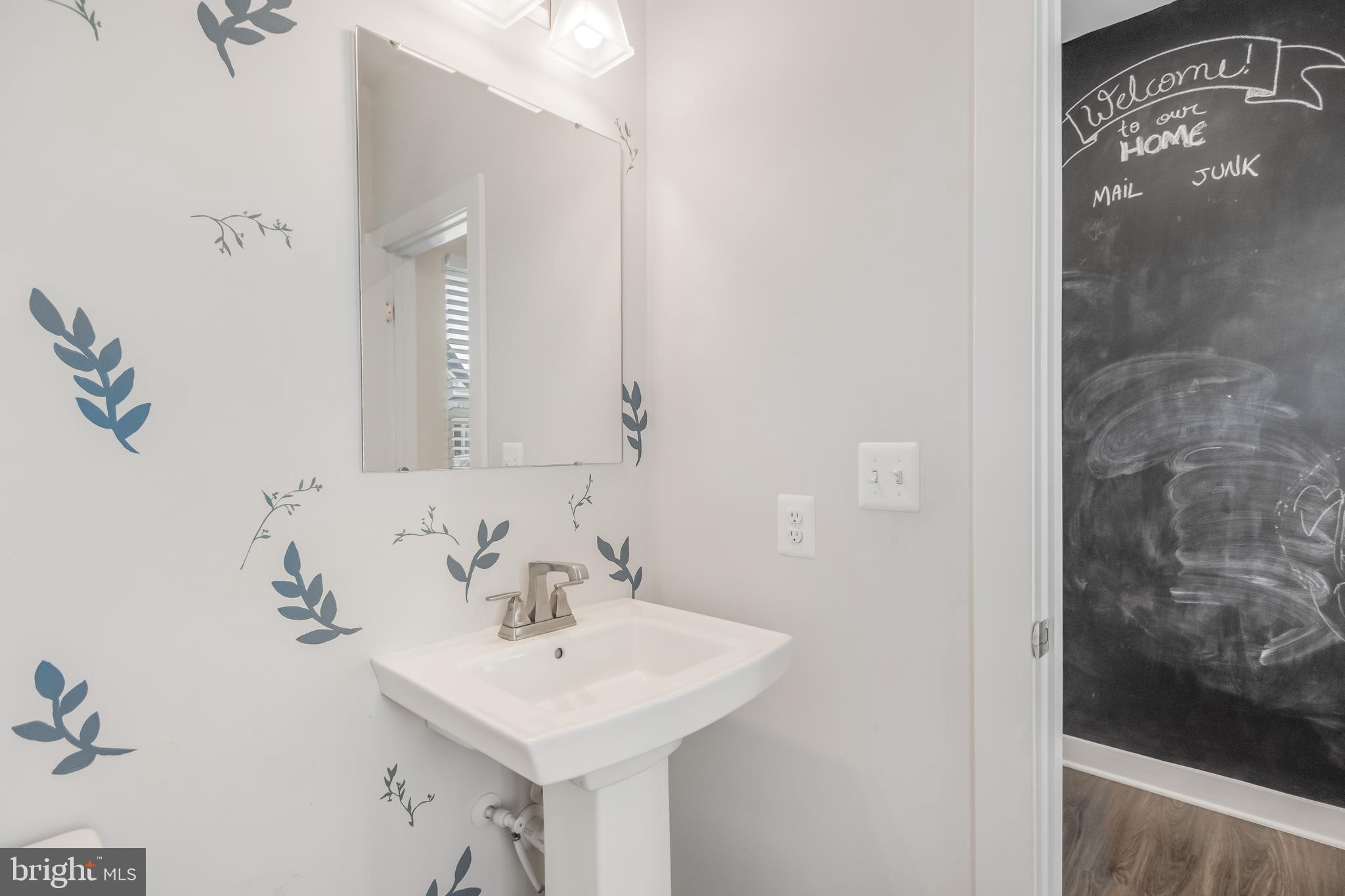 HERITAGE WOODS - Residential