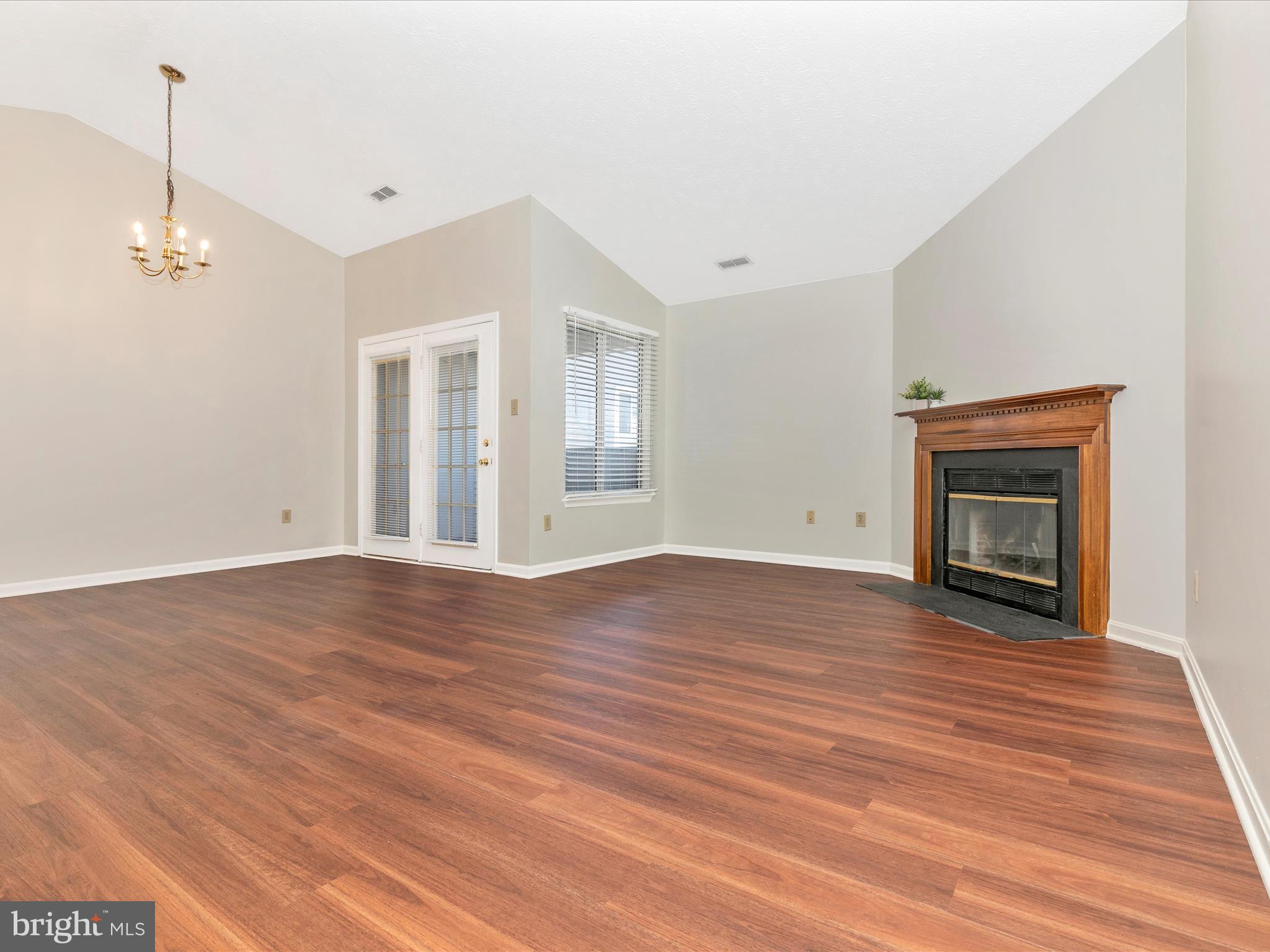 OLD FARM STATION - Residential