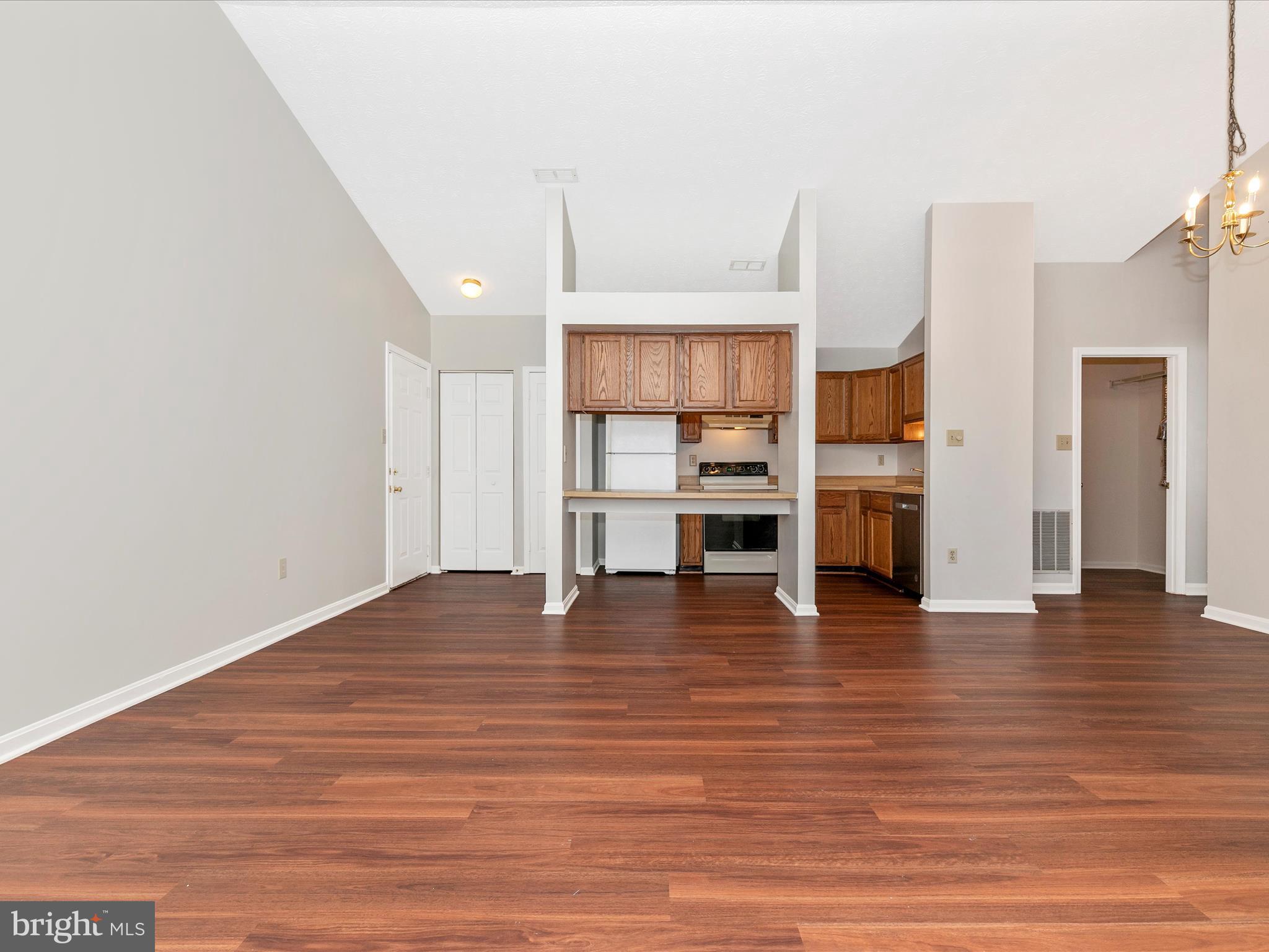 OLD FARM STATION - Residential