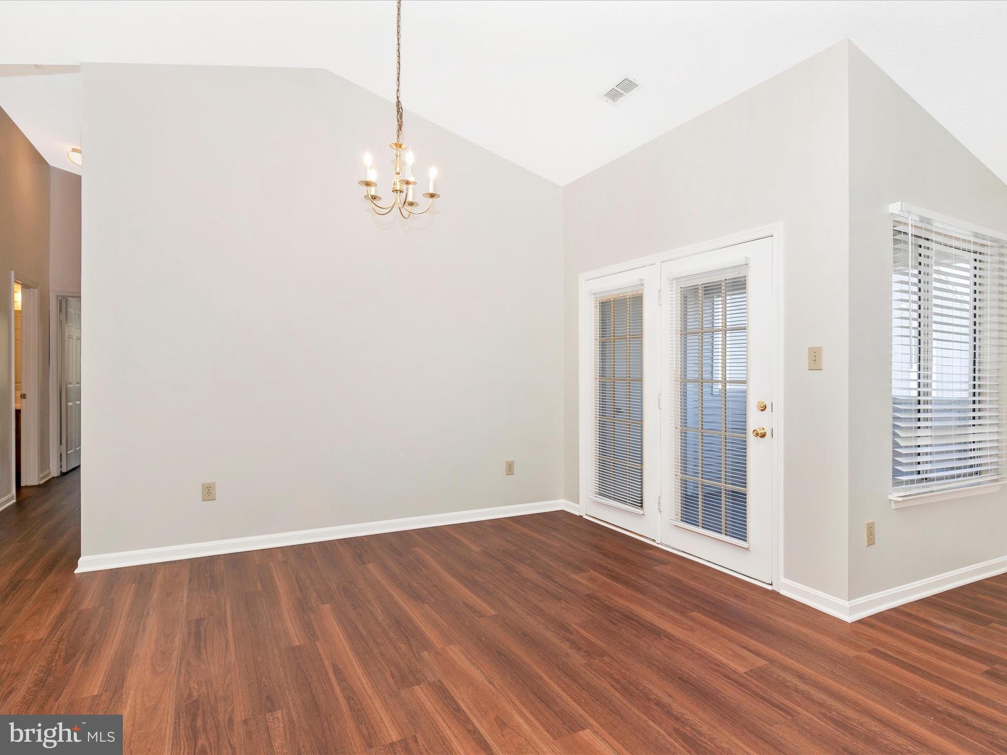 OLD FARM STATION - Residential