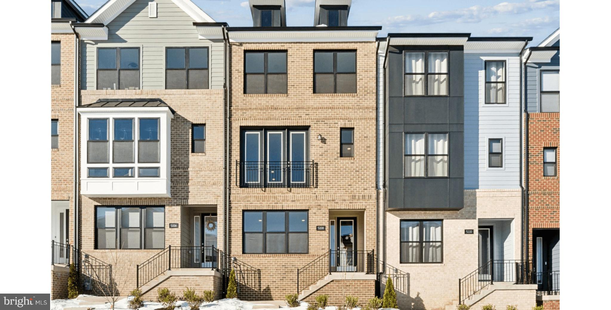 Discover the Greenwich Townhome where elevated design meets everyday comfort. This beautifully crafted home features an entry-level rec room with a convenient powder room, perfect for entertaining or creating a versatile flex space.
Upstairs, the open-concept kitchen level seamlessly connects the family room and dining area, creating the perfect flow for gatherings and daily living. Upgraded sliding glass doors off the dining room lead to an enhanced rear deck, extending your living space outdoors.
Retreat to the luxurious primary suite, complete with a walk-in closet and spacious full bath. Two additional secondary bedrooms and a laundry closet on the upper level add convenience and flexibility to meet your lifestyle needs.
Designed with comfort, style, and functionality in mind, the Greenwich offers a refined townhome experience you’ll love coming home to.