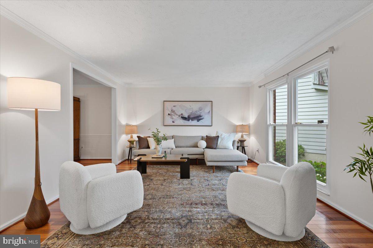 SADDLE CREEK - Residential