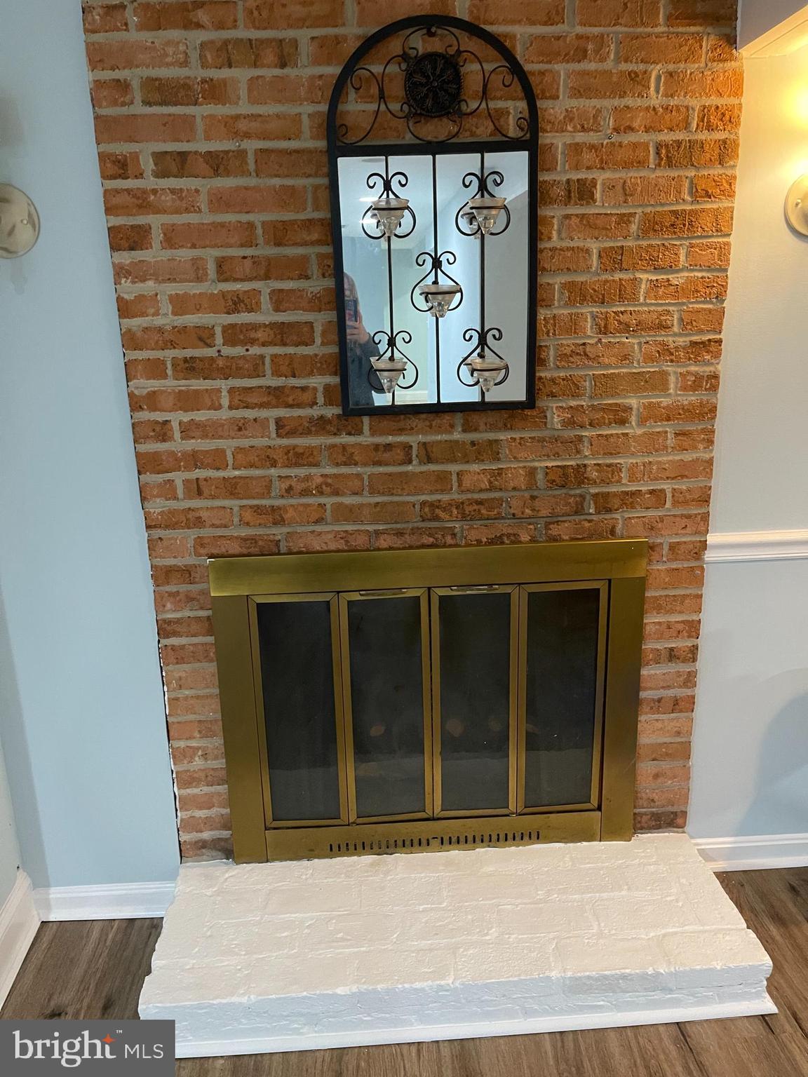 DAMASCUS OUTSIDE - Residential Lease