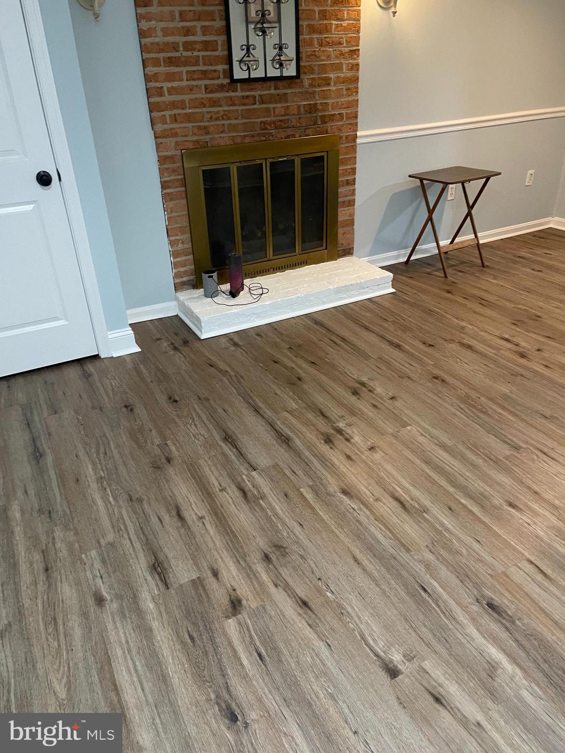 DAMASCUS OUTSIDE - Residential Lease